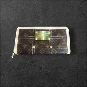 Louis Vuitton Monogram Wallet in Brown and Cream